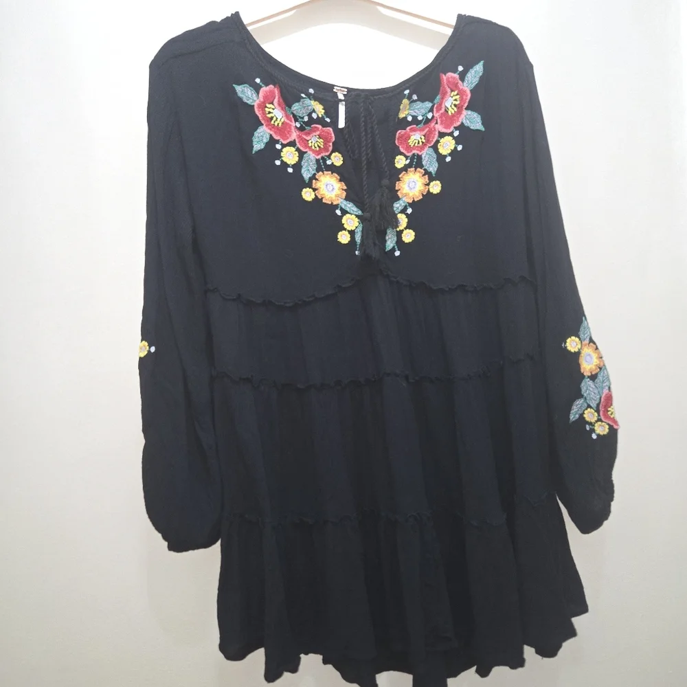 Free People Black Embroidered Balloon Sleeve Boho Oversized Tiered Dress [XS]